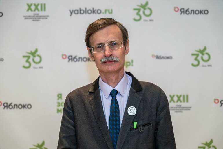 Image for the Tweet beginning: 🍏 Another Yabloko Politician Detained
